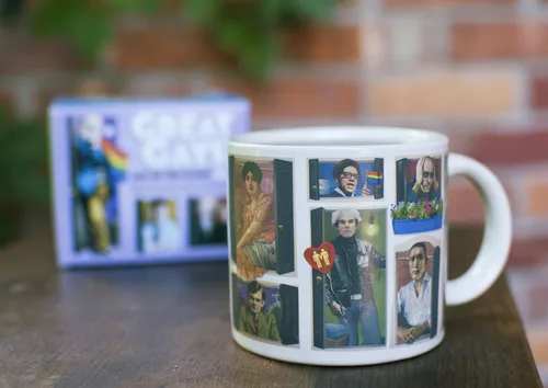 Vista 8 de Taza que cambia de calor Great Gays – Añade café y famosos gays de la historia salen del armario