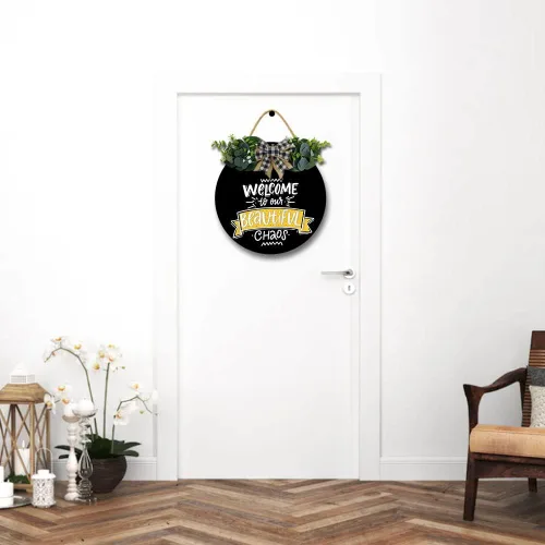 Vista 3 de Letrero de bienvenida para puerta delantera, decoración de pared familiar, bienvenida a nuestro hermoso caos, arte de pared rústico de madera