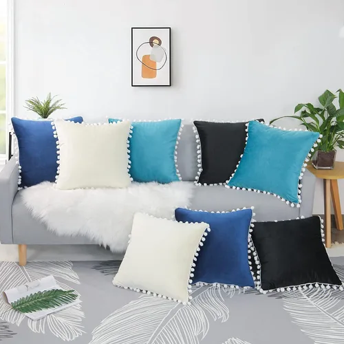 Vista 3 de Juego de 4 fundas de almohada decorativas con pompón, de terciopelo de 18.0 x 18.0 in, para sofá de cama, sala de estar, color negro