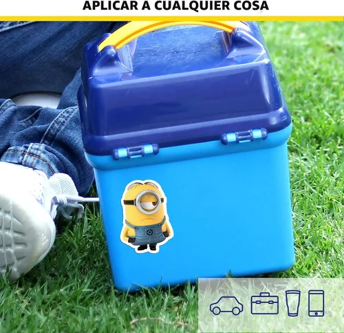 Vista 5 de Calcomanías de Minions de Despicable Me - Juego de 3 calcomanías Stuart para botella de agua de coche, bicicleta, casco, laptop, monopatín