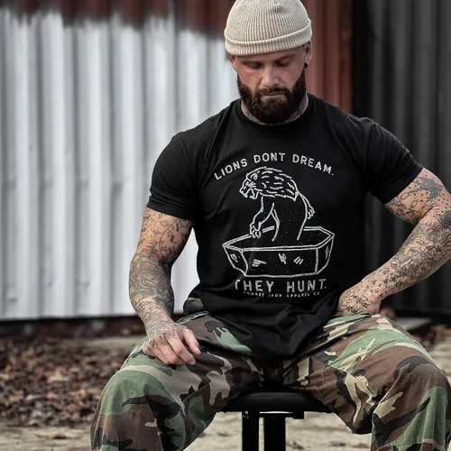Vista 5 de Combat Iron Lions Don't Dream, They Hunt - Camiseta de manga corta para hombre