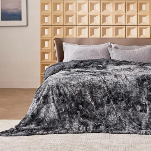 Vista 10 de Bedsure GentleSoft Manta Mullida de Sherpa - Manta de Forro Polar Cálida y Acogedora para Regalo de Mujer, Manta de Navidad de Felpa y Piel