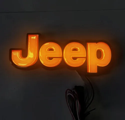 Vista 2 de AUTOGEM Jeep - Emblema de guardabarros iluminado LED, cara plateada, carcasa negra, juego de 2 piezas