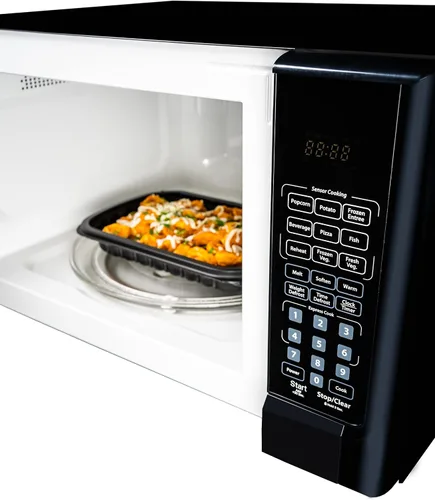 Vista 3 de Danby Designer DDMW01440WG1 - Microondas para encimera de 1.4 pies cúbicos con sensor de cocción, 1000 vatios, descongelación automática, blanco