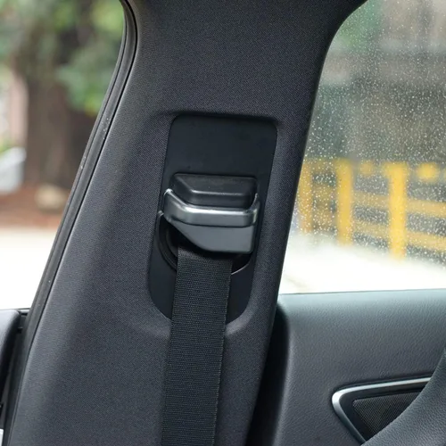 Vista 4 de YIWANG ABS cromo cinturones de seguridad cubierta ajuste 2 unids para Mercedes Benz CLA GLA B clase W117 auto accesorios