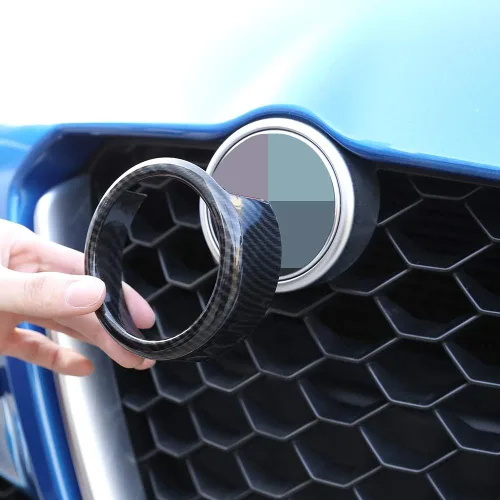 Vista 3 de YIWANG Marco de decoración de parrilla frontal de plástico ABS estilo fibra de carbono para Alfa Romeo Giulia 2017 2018 2019 piezas