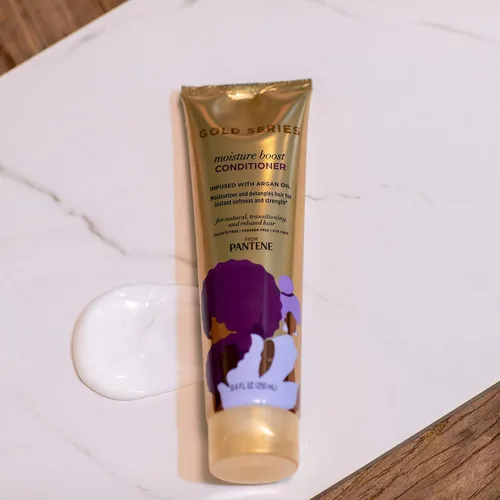 Vista 7 de Acondicionador de Pantene Pro-V Gold Series para definir los rizos