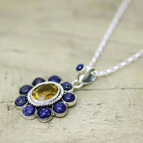 Vista 2 de NOVICA Collar hecho a mano con colgante de plata de ley 925, lapislázuli, citrino, lapiz, india, piedra natal floral amarilla 'Sunny Blue', Piedra