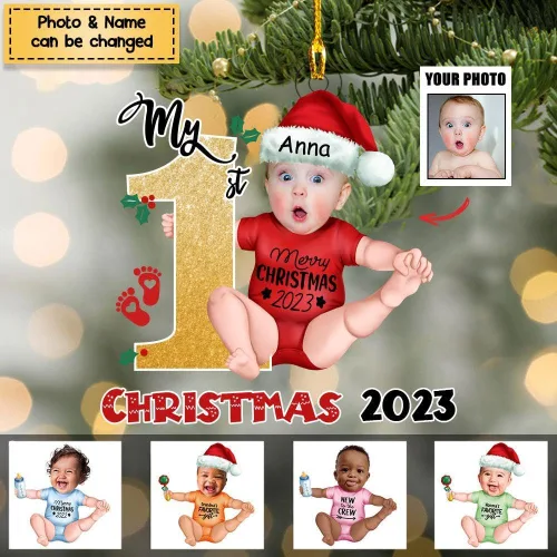 Vista 2 de Adorno acrílico personalizado de la foto Baby Onesie My First Christmas, Adorno de imagen de la primera Navidad del bebé 2023, adorno de Navidad