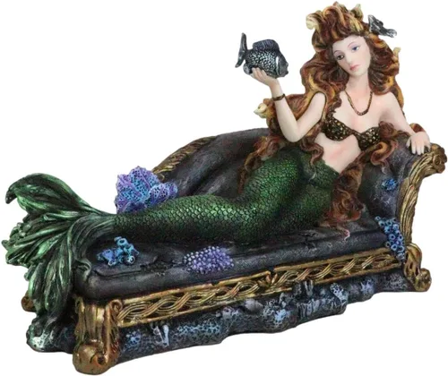 Vista 6 de Ebros Gift Reina de la Atlántida Sirena Sirena con cola iridiscente verde y compañero de pez descansando Oceanic Boudoir Lounge Chair Estatua
