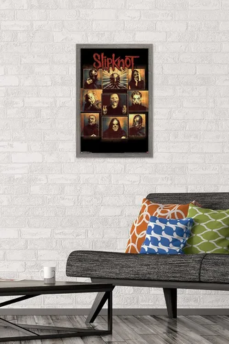 Vista 2 de Slipknot - Póster de pared a prueba de balas, 22.4 pulgadas de largo x 14.7 pulgadas, versión enmarcada en madera de granero