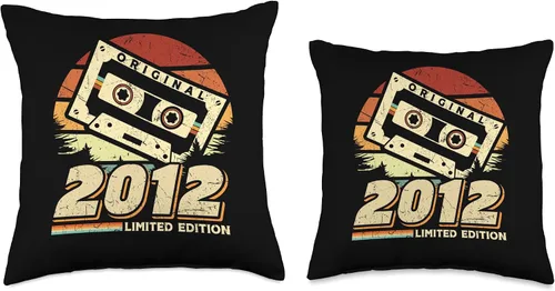 Vista 3 de Retro Limited Edition 2012 Cassette Tape 14th Birthday Throw Pillow