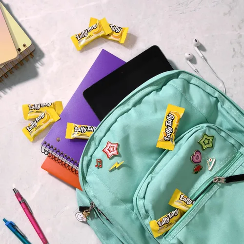 Vista 3 de Bolsa de Mini Barras Laffy Taffy, Plátano, Caramelo de Taffy masticable, 3.5 oz