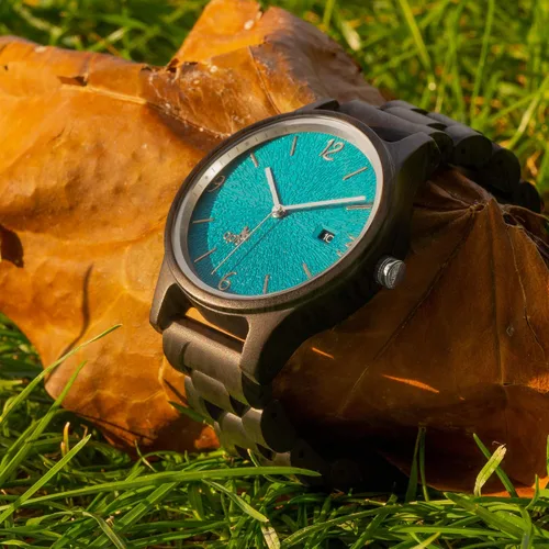 Vista 6 de Opis UR-U1 Reloj Artsy UnisexFemenino de MaderaReloj de Pulsera para HombreReloj de Madera para MujerHombre Hecho con Cara Única en Relieve