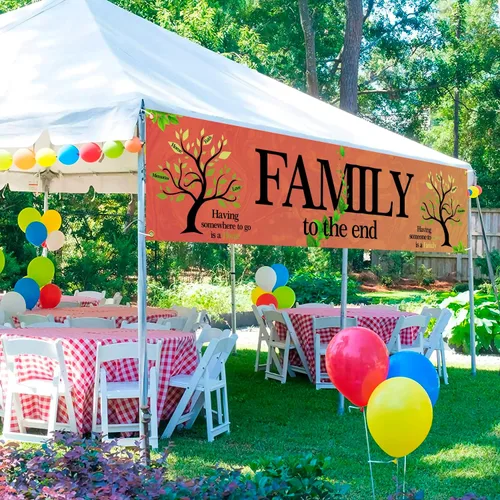 Vista 3 de Pancarta colorida para patio interior y exterior, grande, con texto en inglés "We Are Family", telón de fondo familiar de 70.87 pulgadas de largo x