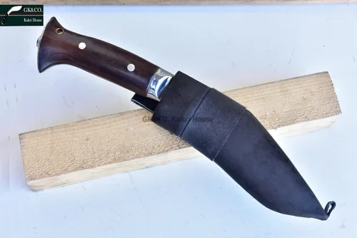 Vista 8 de GK&CO. Kukri House Kukri/Khukuri genuino - Hoja negra de 5 pulgadas (sin óxido) Panawal Khukuri - Fábrica hecha a mano en Nepal.