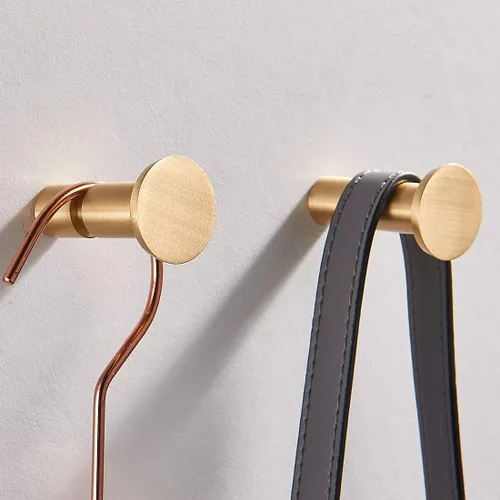 Vista 2 de TECI Ganchos dorados de latón macizo (paquete de 2) resistentes montados en la pared. Perfecto para bolsos, abrigos, sombreros, bolsos, mochilas