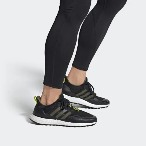 Vista 4 de adidas Tenis para correr Ultraboost Cold. Rdy Dna para hombre