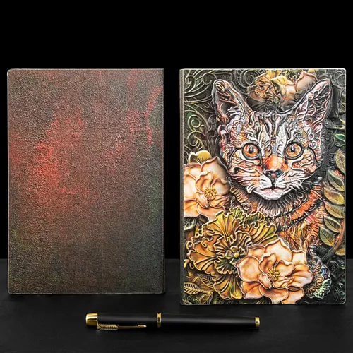 Vista 5 de Cuaderno vintage de piel con relieve 3D de gato, diario de viaje A5 con bolígrafo y recambio de bolígrafo, funda para bolígrafo, bloc de notas
