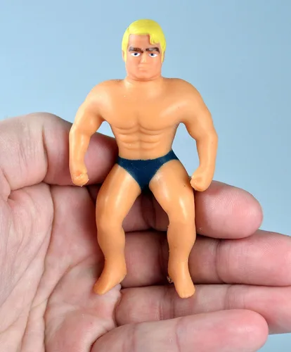 Vista 4 de World's Smallest Stretch Armstrong