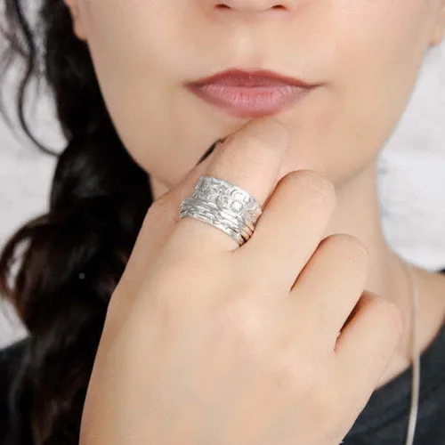 Vista 2 de Anillo giratorio con diseño de estrella de luna para mujeres, niñas y hombres, anti ansiedad, gira libremente, inspiraciones, alivio del estrés