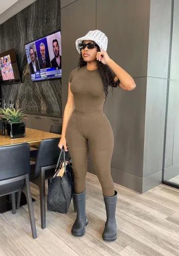 Vista 3 de Conjunto deportivo acanalado casual de 2 piezas para mujer, manga corta, cuello redondo y leggings elásticos de cintura media