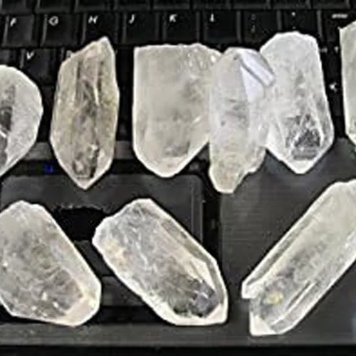 Vista 3 de Conjunto de 12 a 15 cristales de cuarzo directos de mina de cristalesMás de 3 libras