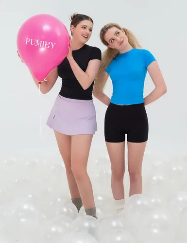 Vista 6 de PUMIEY Camiseta básica de manga corta con cuello redondo para mujer, con doble forro, ajustada, colección Smoke Cloud Pro
