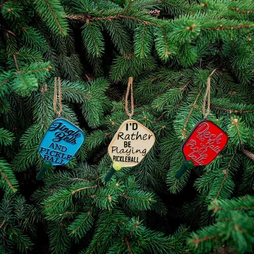 Vista 6 de Wowser Adornos de Navidad de paleta de pickleball – Juego de 3 diseños surtidos, decoraciones colgantes de árbol de vacaciones de 3 pulgadas, regalo