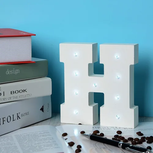 Vista 97 de Ulalaza Letrero de luz LED en blanco y negro, 2 letras AA alimentadas por batería para boda, fiesta de cumpleaños, lámpara de Navidad, luz nocturna