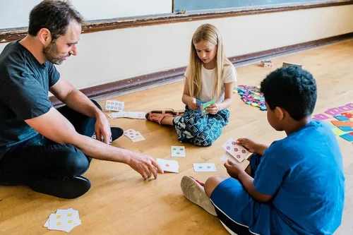 Vista 3 de Tarjetas visuales de multiplicación Math for Love para dominar los hechos de multiplicación en cinco minutos al día