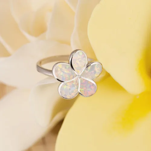Vista 2 de Aloha Jewelry Company Anillo de promesa de plata de ley 925 con ópalo hawaiano y flor de plumeria, ópalo blanco y azul, sin níquel, hipoalergénico
