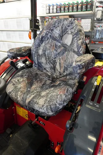 Vista 9 de Durafit Seat Covers, Compatible con Mahindra todos los modelos actuales de tractor con asiento de una pieza con reposabrazos. No para asientos
