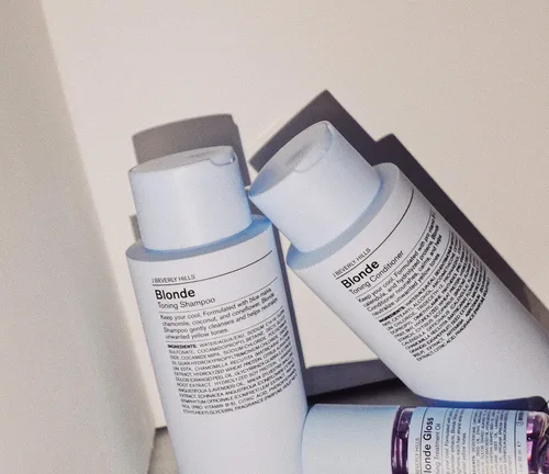 Vista 2 de J Beverly Hills Champú tonificante rubio azul con aceite de coco para acondicionamiento profundo, (12 onzas, 32 onzas)