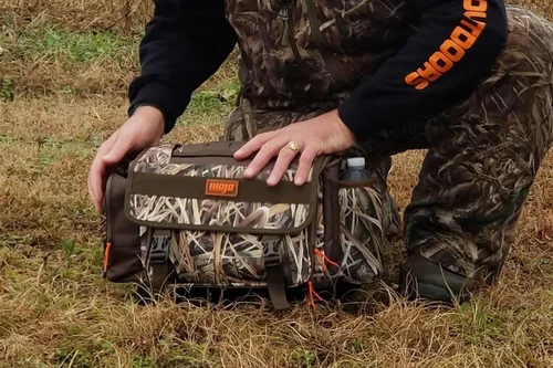 Vista 3 de MOJO Outdoors Duck Hunting Accessories: Bags, Backpacks, and Decoy Gear