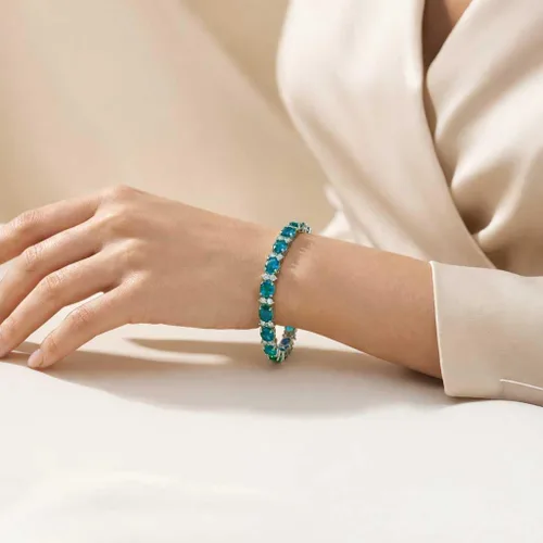 Vista 3 de Pulseras de tenis KEZEF para mujer - Circunita cúbica - Gemas ovaladas de 7x5mm - Circunita cúbica redonda de 2.50mm color blanco - Latón bañado