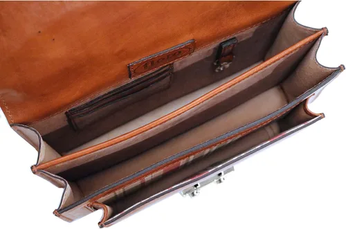 Vista 5 de Floto Milano Mini bolso de cuero de grano completo