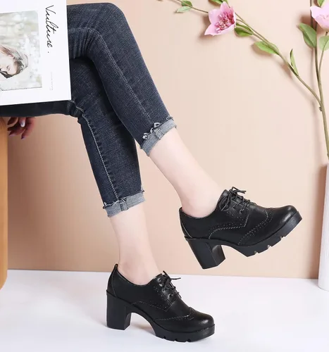 Vista 3 de DADAWEN - Zapatos clásicos de cuero para mujer, con cordones, de tacón medio cuadrado y grueso con plataforma y puntera, para pantalones oxford
