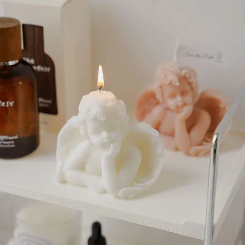 Vista 3 de Angel - Paquete de 2 velas estéticas talladas a mano con aroma de soja para decoración del hogar (blanco leche)