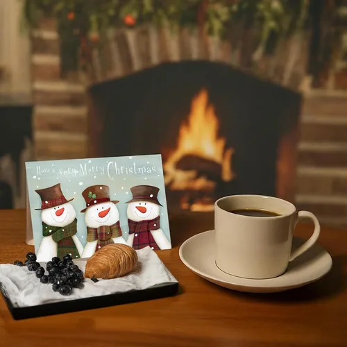 Vista 3 de Crown Point Graphics Snowman Trio - 30 tarjetas de Navidad en caja con detalles de purpurina y sobres Three Cheerful Snowmen And Glitter Details