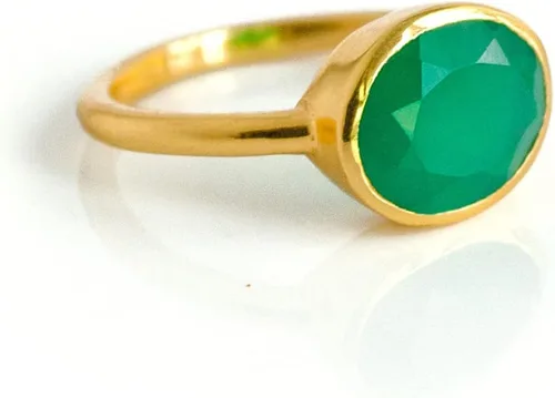 Vista 79 de Oval Birthstone Ring Bezel Set in Vermeil Gold, Sterling Silver, or Rose Gold, Stacking Birthstone Ring [rOMB]