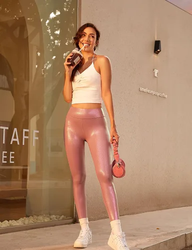 Vista 3 de LIEBERGO Leggings de piel sintética para mujer diseño de sirena brillante cintura alta control de abdomen para invierno color metálico pantalones