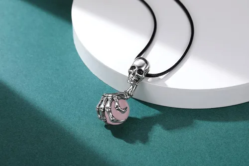 Vista 2 de Jovivi Collar con colgante de bola de cristal envuelto para hombres y mujeres, piedras preciosas naturales, amuleto curativo, collar de cuarzo