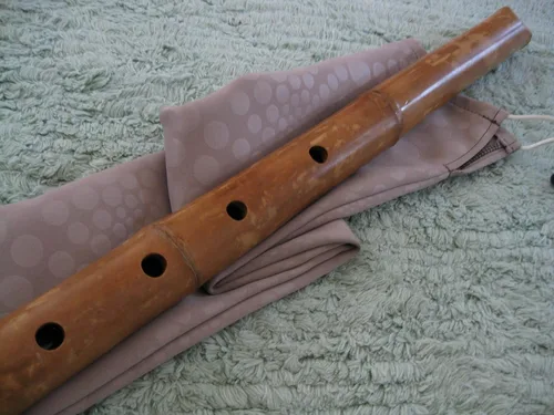 Vista 4 de 1.8 Shakuhachi pentatónico sin extremo de raíz 5 agujeros - Instrumento Zen tradicional