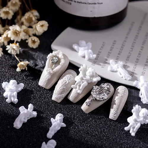 Vista 2 de WOKOTO 90 dijes de uñas de ángel en relieve blanco para uñas acrílicas 3D Angel Baby Nail Art Charms Retro Barroco Cupido Diseños Accesorios de Arte