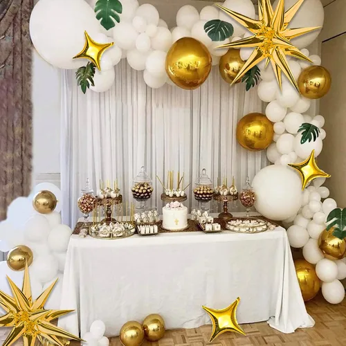 Vista 3 de Kit de Globos de Papel Aluminio con Estrella Dorada - Paquete de 6 Globos de Cono y Punta de Explosión Estelar de 12 Puntos con 10 Piezas