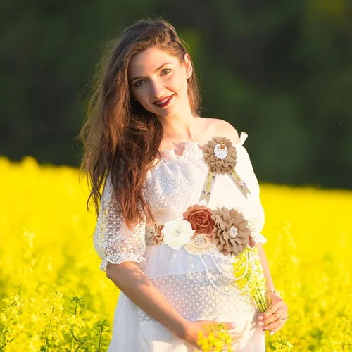 Vista 4 de Ovveroche Banda de maternidad de oso de peluche para mamá para ser papá para ser papá para ser ramillete, banda de flores para baby shower, vestido