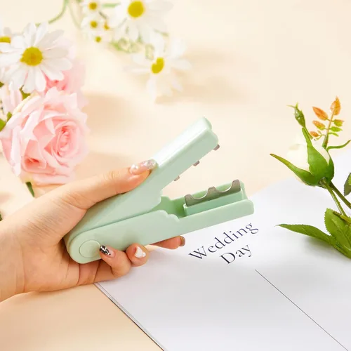 Vista 3 de Removedor de espinas de rosas, tallos de flores, hojas de espinas, herramienta de jardinería portátil para floristería (verde, talla única)