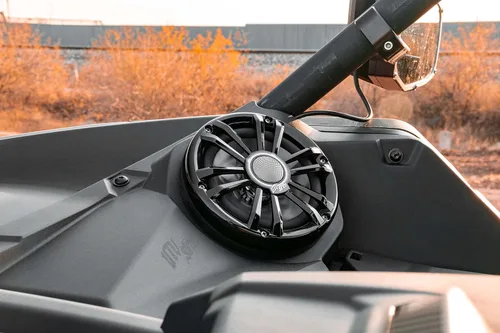 Vista 5 de UTV Stereo Can-Am Maverick X3 Pods de altavoces de 6.5 pulgadas y kit de salpicadero. Obtén más sonido de tu vehículo. (Kit de salpicadero)