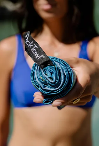 Vista 9 de PackTowl Toalla personal ultraligera de microfibra para acampada y viaje, estampado Balance, para el cuerpo